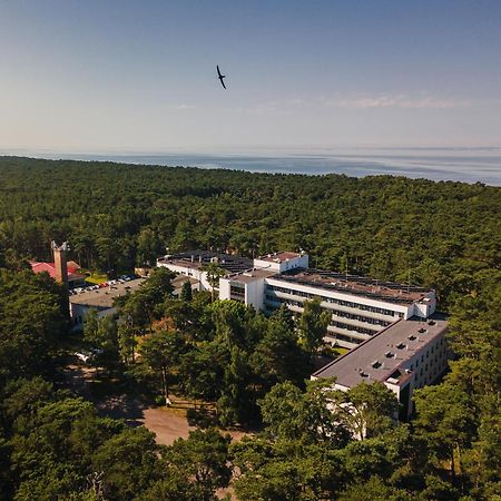 Osrodek Delfin Rewita Hotel Jurata Eksteriør billede